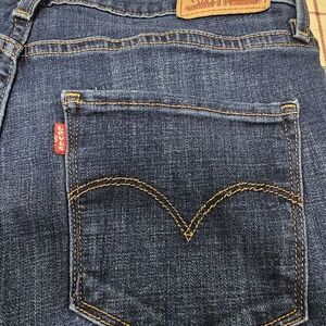 Levi's 721 High Rise Skinny Jeans Dark Wash Women’s Size 32 x 28